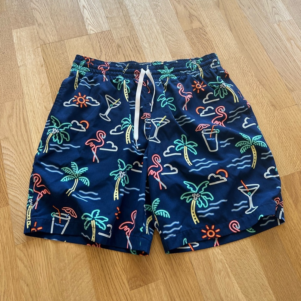 Chubbies The Neon Lights 7” Classic Swim Trunks - Size Medium *New Condition*